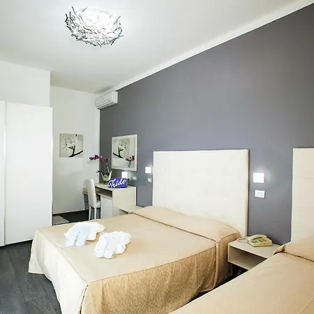 Hotel Iride &