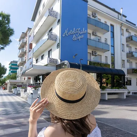 Hotell Iride & 3*