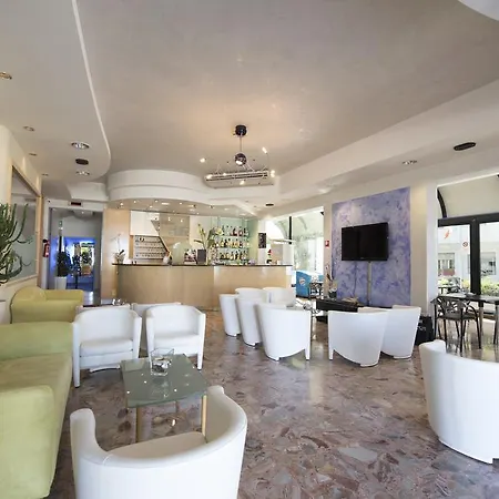 Hotel Iride & 3*