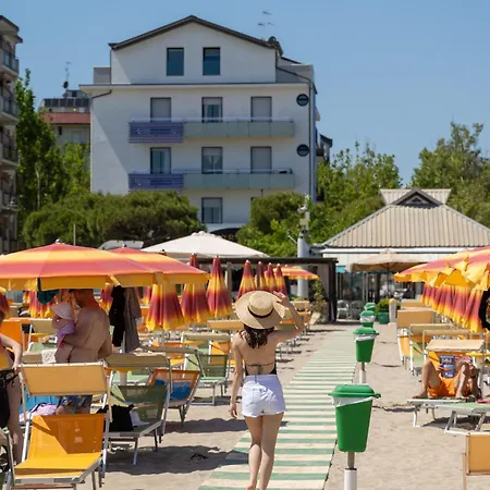 Iride & 호텔 체제나티코