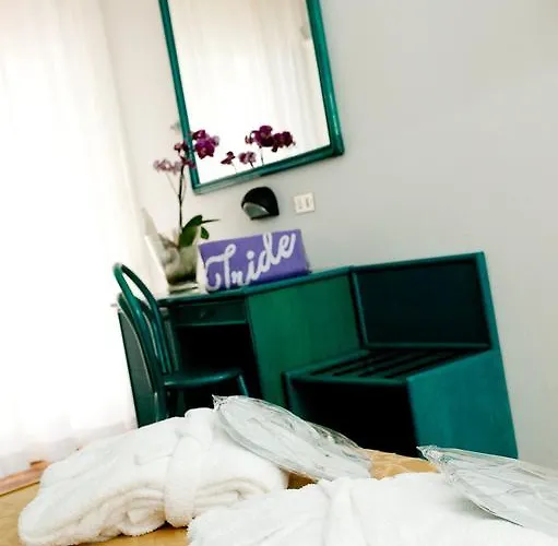 فندق Iride & تْشيزيناتيكو